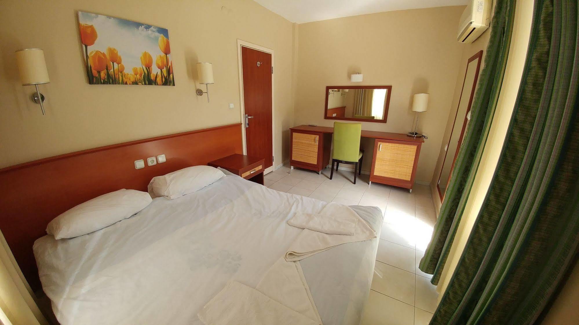 Blue Paradise Marmaris Exterior photo